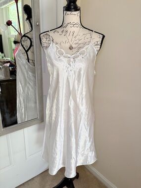 Vintage White Satin Slip Dress With Floral Embroidery Chemise